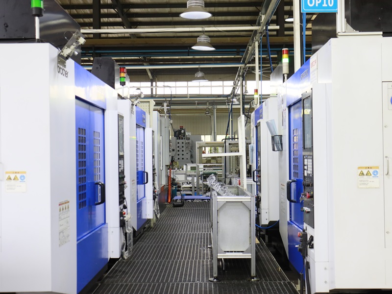 多合一電驅(qū)技術(shù)重構(gòu)電動汽車核心戰(zhàn)場：集成化革命下的產(chǎn)業(yè)變局